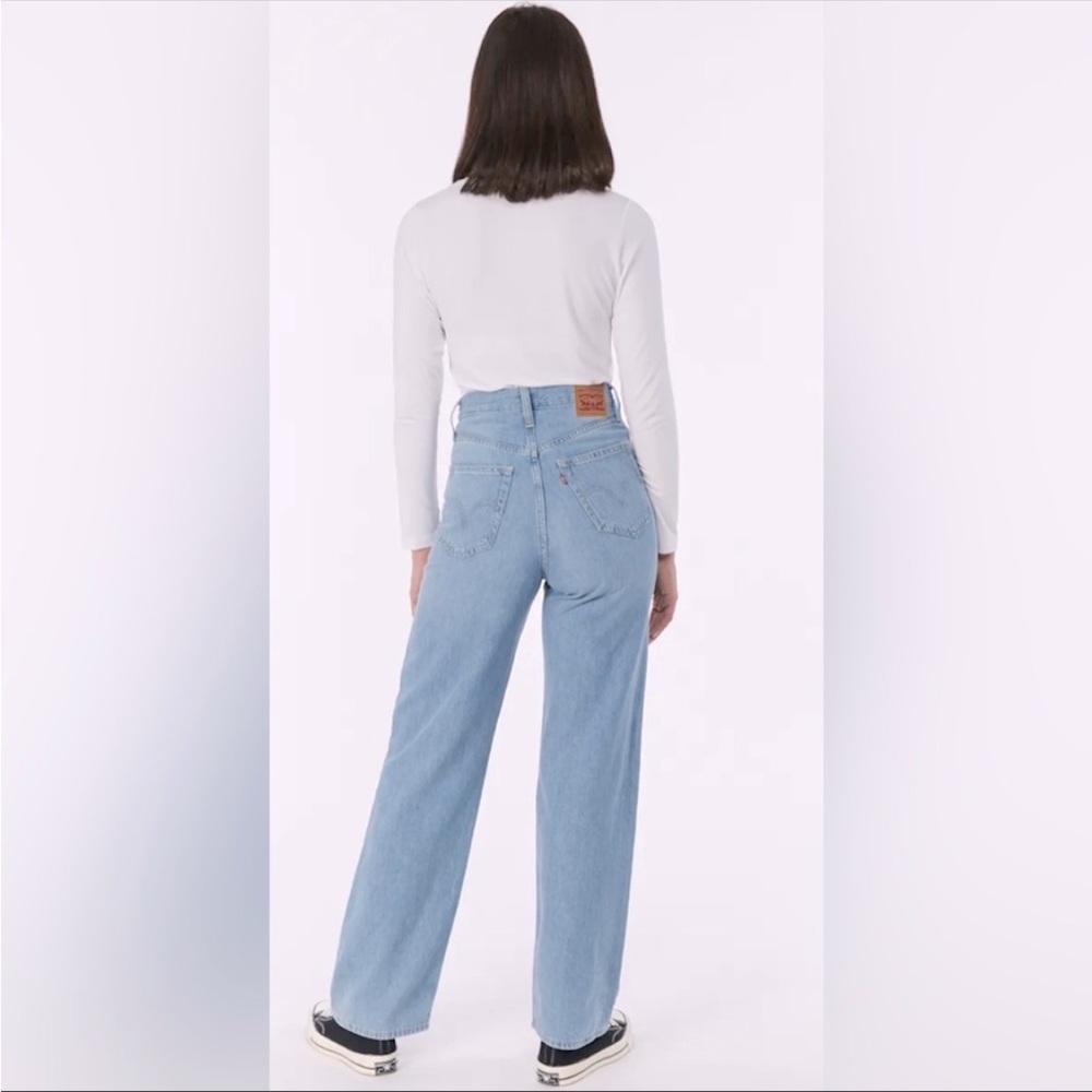 LEVI’S High Waisted Straight Jeans 4100513081 Size 28 Wide Leg